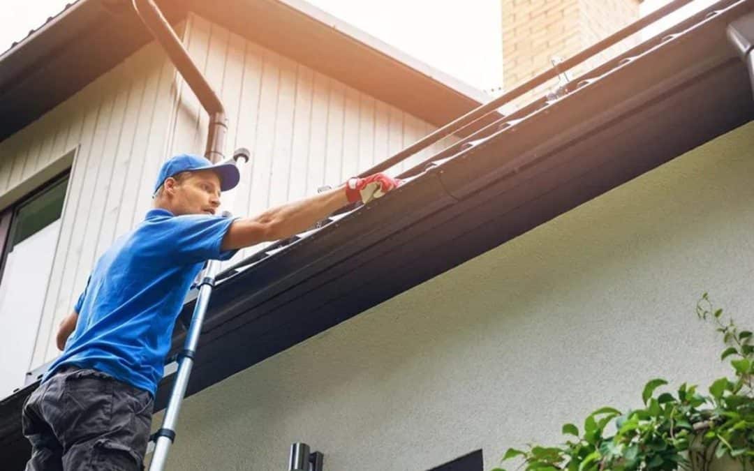 4 Quick Tips for Gutter Maintenance